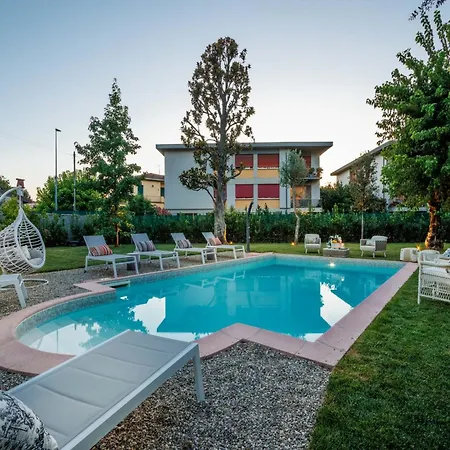 Villa Buonamici, A Luxury With Pool Lucca