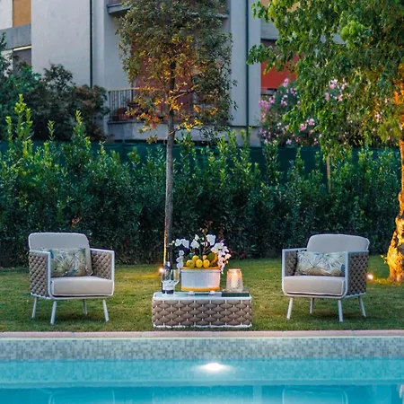 Buonamici, A Luxury With Pool * Lucca